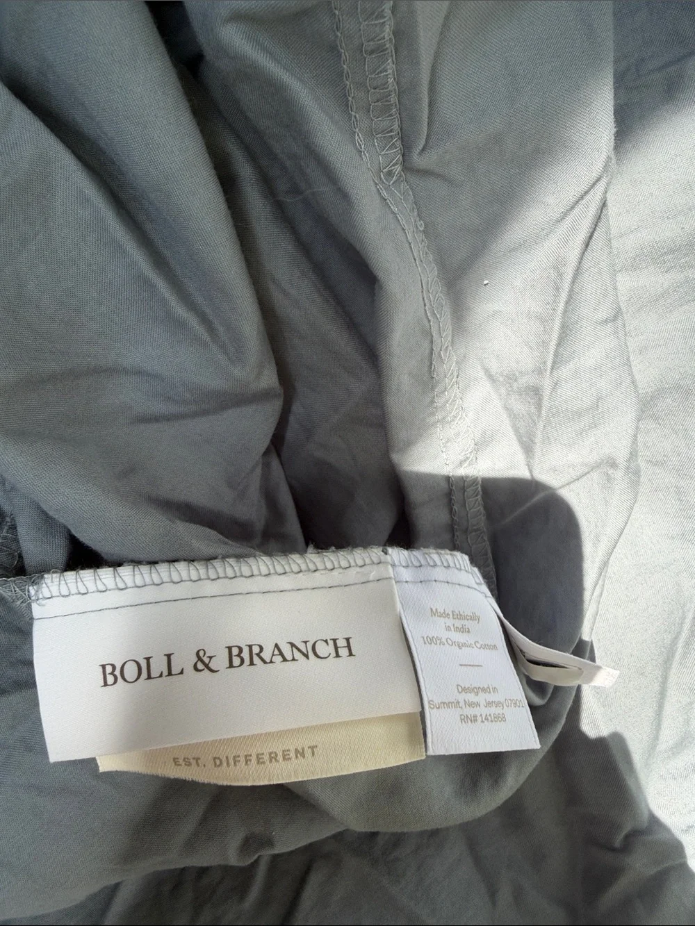New queen BOLL & BRANCH BLUESTONE  BLUE GRAY bed fitted sheet luxury signature